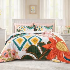 Image of Boho Floral Queen Comforter Set - 3 Piece Lightweight Bedding Set