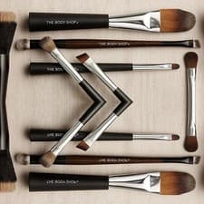 Image of Body Shop MAKE-UP BRUSHES AND TOOLS | Beauty Collection Essential Building Block