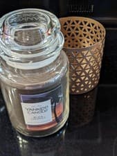 Image of Yankee Candle Original 22 oz Jar Black Coconut & YC Belmont Copper Metal Holder