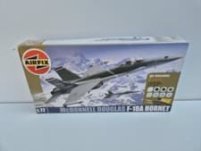 Image of Airfix 1/72 McDonnell Douglas F-18 A Hornet Box Slightly Damaged