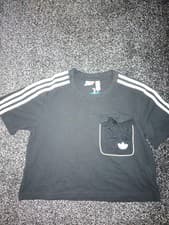 Image of adidas OriginalsWomens Trefoil Moments Cropped T-Shirt Black SIZE 14 RRP £24.99