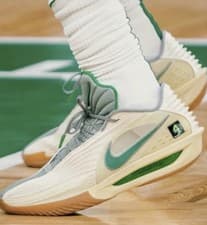 Image of Nike GT Cut 3 Jrue Holiday Celtics Turbo Green Basketball IH2371-700 Mens sz 11