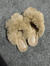 Image of Ralph Lauren Women's Bear Cream Faux Fur Slippers UK Size 5