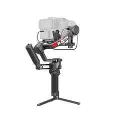 Image of DJI RS 4 Pro Combo Gimbal Stabilizer Combo