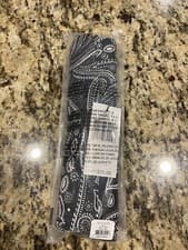 Image of Vera Bradley -FULL Apron - STELLAR PAISLEY black