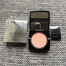 Image of Lancome Belle De Teint Sheer Blurring Powder - Shade 02 Belle D’Abricot