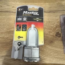 Image of Master Lock M1EURDLH Excell Laminated Steel 45mm Padlock - 51mm Shackle 4 Keys