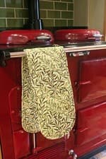 Image of William Morris Gallery Willow Bough Green Double Oven Glove
