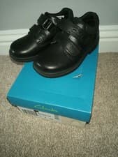 Image of Clarks Deaton Boys Black School Shoe 7.5 G Brand New