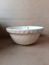 Image of Mason Cash Cane Mixing Bowl - 24cm (Size 24) *LIGHTLY CHIPPED*