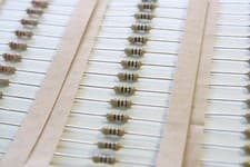 Image of 100 x Resistors - Carbon Film - 1/4W High Quality Resistors 0.25W 0.5 oHm - 10K