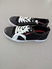 Image of Levi's Unisex Black and White Anikin Canvas Sneakers Classic Design Sz 6