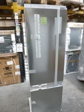 Image of Siemens Fridge Freezer White KI87VNSE0G 70/30 Integrated A Graded (B-61832)