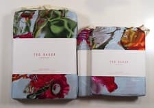 Image of TED BAKER FLOATING FLORAL COTTON BEDDING DUVET COVER PILLOWCASES SET - DOUBLE