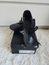 Image of ADIDAS PREDATOR EDGE .3 SG JUNIOR FOOTBALL BOOTS. 11UK or 29 EUROsoft ground