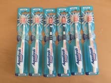 Image of Aquafresh Extreme Clean & White Medium Toothbrush Six Pack