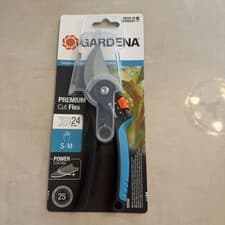 Image of Gardena PREMIUMCUT FLEX Green Wood Bypass Secateurs - 12242