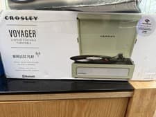 Image of Crosley Voyager Portable Retro Turntable Bluetooth - Black