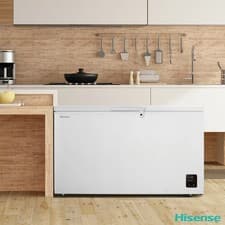 Image of Hisense 440L Chest Freezer White Large Capacity E Rated Deep Storage UK Home