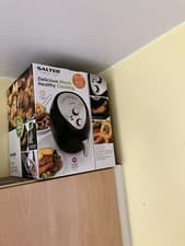 Image of Salter EK2817H 2L Compact Air Fryer - Black