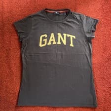Image of GANT.New.Navy Tee Shirt.Large Gold GANT Logo. UK S. Defect