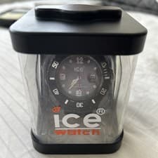 Image of Men’s Ice Watch black boxed needs  new battery 