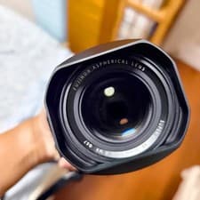 Image of Metal Square Lens Hood With Cap fit for Fuji XF 56mm F1.2 R WR XF 23mm f1.4 R WR