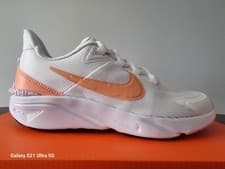 Image of Junior Nike Star Runner 4 NN (GS) Running Shoes Trainers DX7615-104 UK sz 4 - 6
