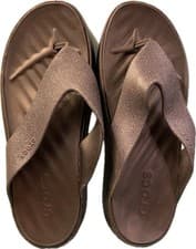 Image of NWOB Women’s Crocs Getaway Platform Thong Sandal Black Glitter Size US 10