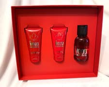 Image of Dsquared2 Red Wood Eau de Toilette 50ml, Body Lotion 50ml + Shower Gel 50ml
