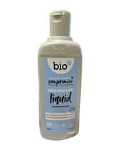 Image of Bio D Concentrated Washing Up Liquid 100% Natural Frag Free 750ml SALE Dented