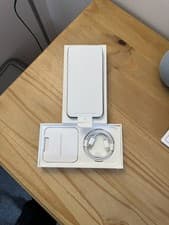 Image of Apple iPhone 15 Pro Max - 256GB - White Titanium Unlocked (IMMACULATE 92% BATT)