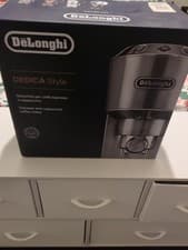 Image of De'Longhi Dedica Style Traditional Pump Espresso Machine EC685BK Black