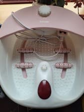 Image of Beurer FB35 Magnetic Aromatherapy Foot Spa 3 attachments missing. But works fine
