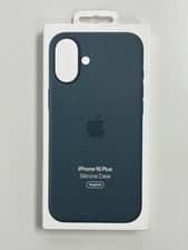 Image of Genuine Apple iPhone 16 Plus Silicone Case with MagSafe Lake Green MYYH3ZM/A UK