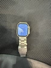 Image of Apple Watch Ultra 1st Generation 49mm Titanium Case GPS+Cellular, 100% Battery