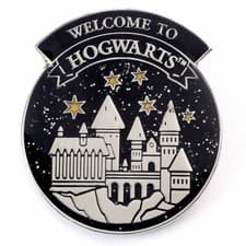 Image of Official Harry Potter Welcome to Hogwarts Pin Badge 