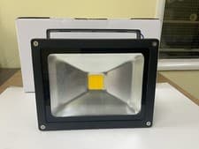 Image of LED FLOODLIGHT 90-260 VOLT 20 WATT 3000K 1500 LM
