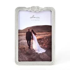 Image of Amore Silverplated Infinity 3D Knot Frame - 4" x 6"
