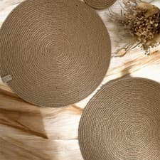 Image of Set of 4 Handmade Jute Placemats 32cm - Natural Round Table Mats UK Seller