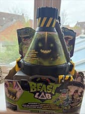 Image of Beast Lab Creator Mayhem Shark Figure – Lights & Sounds – Fully Working