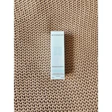 Image of Givenchy Ressource Fortifying Moisturising concentrate RRP £58