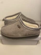 Image of UGGs Trainers Size 4