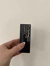 Image of Mac Studio Fix Fluid Foundation SPF15 24hr Matte 30ml Nc15