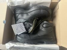 Image of New size 6 steel  toe cap Black Health & safety Work boots 39eu New In Box