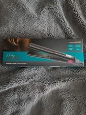 Image of Nicky Clarke Hair Straightener Wide Plates Ceramic Plates