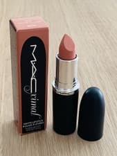 Image of MAC MACximal Silky Matte Lipstick 605 HONEYLOVE Light Beige Rose 3.5g AUTHENTIC