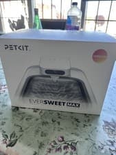 Image of PETKIT Smart Pet Water Fountain + Filters – never used just opened