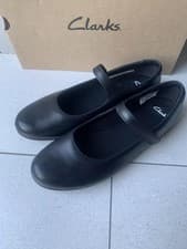 Image of NEW CLARKS SCALA PURE BLACK LEATHER MARRY JANE SCHOOL GIRLS SHOES UK SIZE 12.5 F