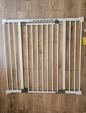 Image of Dreambaby Liberty Xtra-Tall & Wide Gate, Fits 99cm-105.5 cm, White